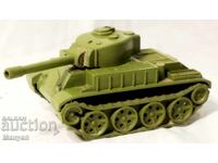 Model vechi și rar de tanc