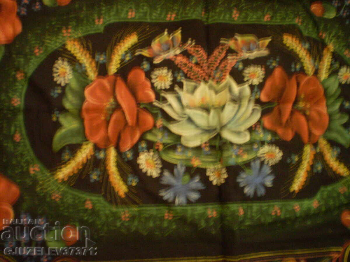 Delivery of Hand-painted rug cover Delivery of Hand-painted rug cover