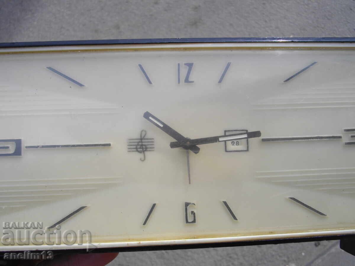 Παράδοση ΣΥΛΛΕΚΤΙΚΟ ΞΥΠΝΗΤΗΡΙ VICTORIA ΜΕ ΦΑΝΑΡΙ