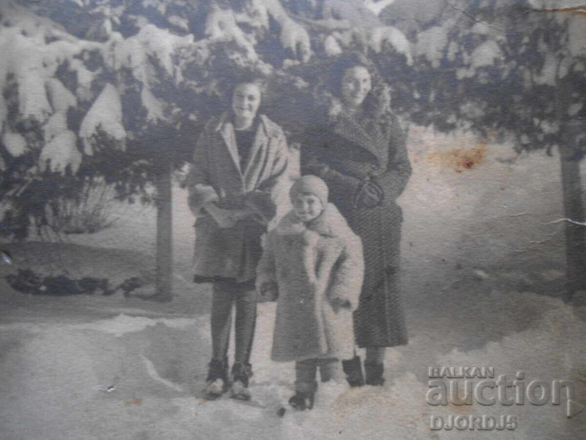 παλιά φωτογραφία με τιμή 1.00 BGN | € 0.51 παλιά φωτογραφία με τιμή 1.00 BGN | € 0.51