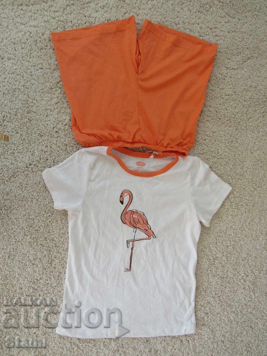 New summer knitted children's pajamas for a girl with price 11.00 BGN | € 5.62 New summer knitted children's pajamas for a girl with price 11.00 BGN | € 5.62