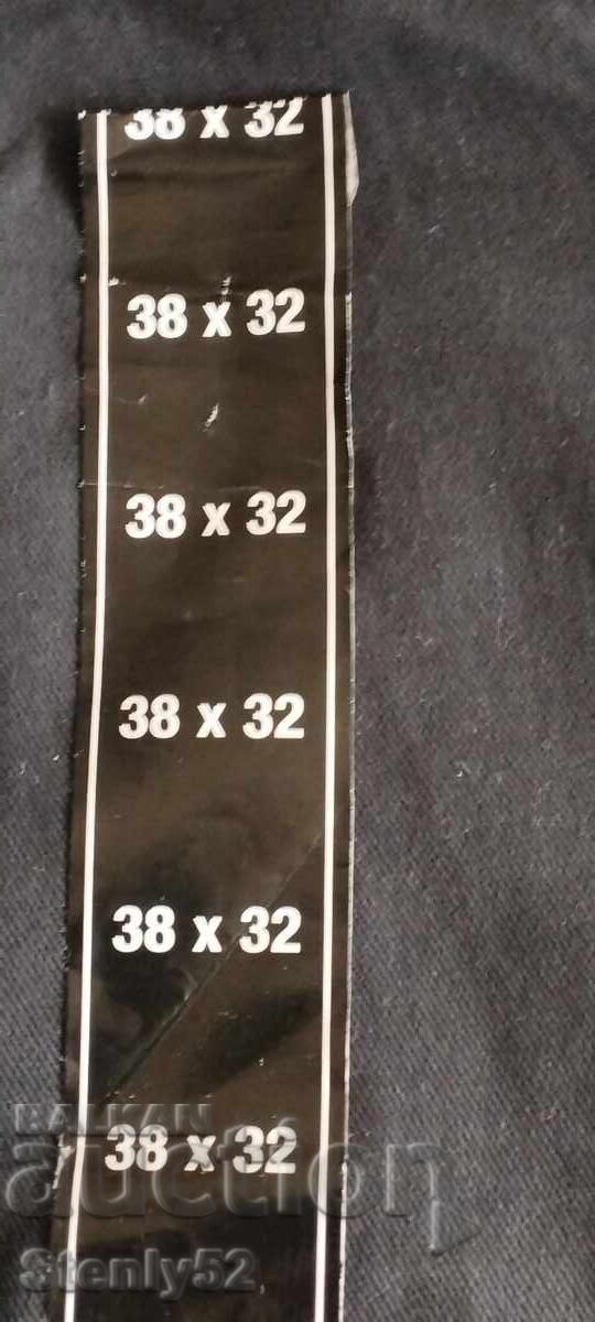 Delivery of Large size 38/32 trousers waterproof fabric Delivery of Large size 38/32 trousers waterproof fabric