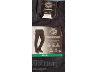 Pantaloni mărime mare 38/32, material impermeabil