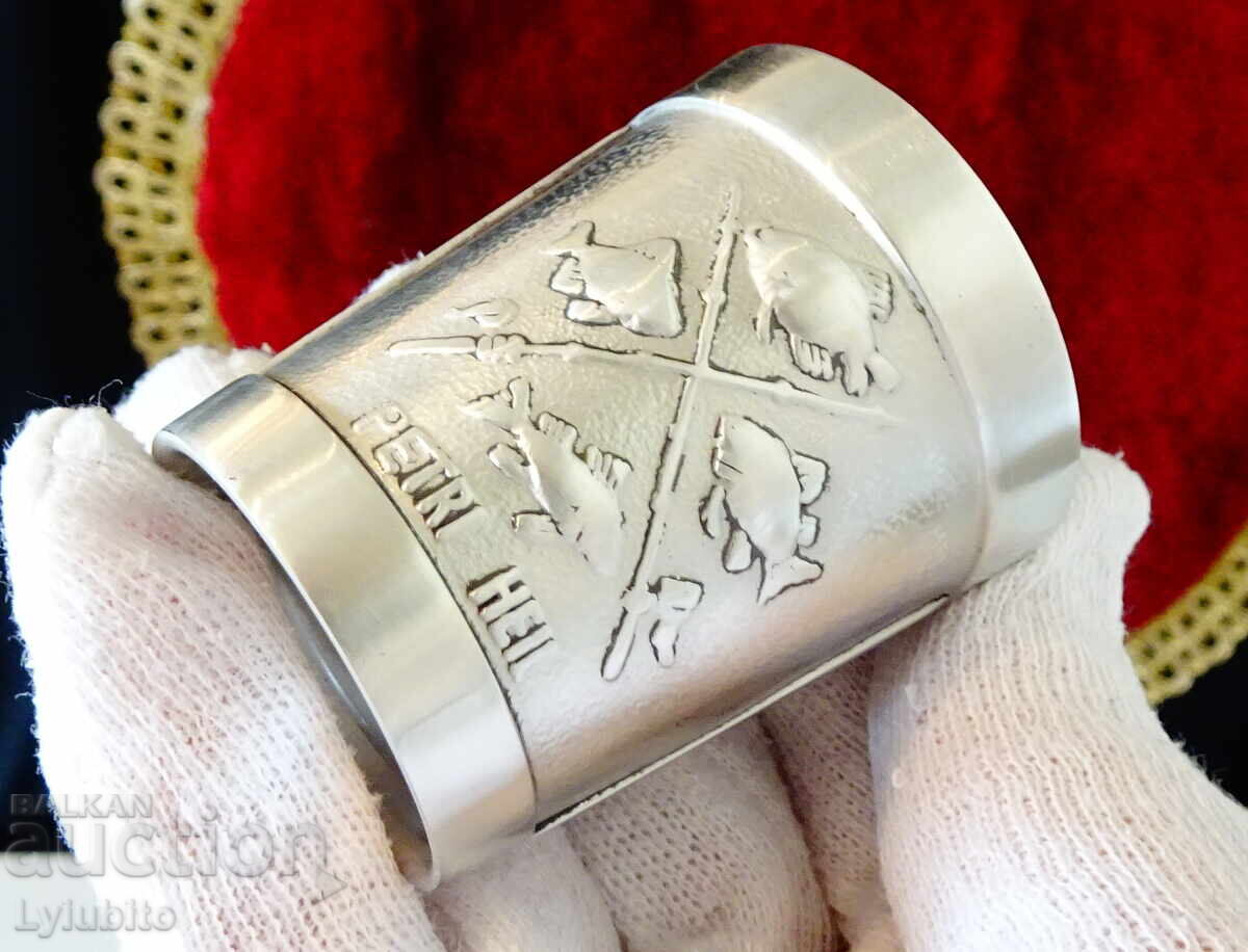 Delivery of Petri Heil Pewter Bowl, Good Fishing Delivery of Petri Heil Pewter Bowl, Good Fishing