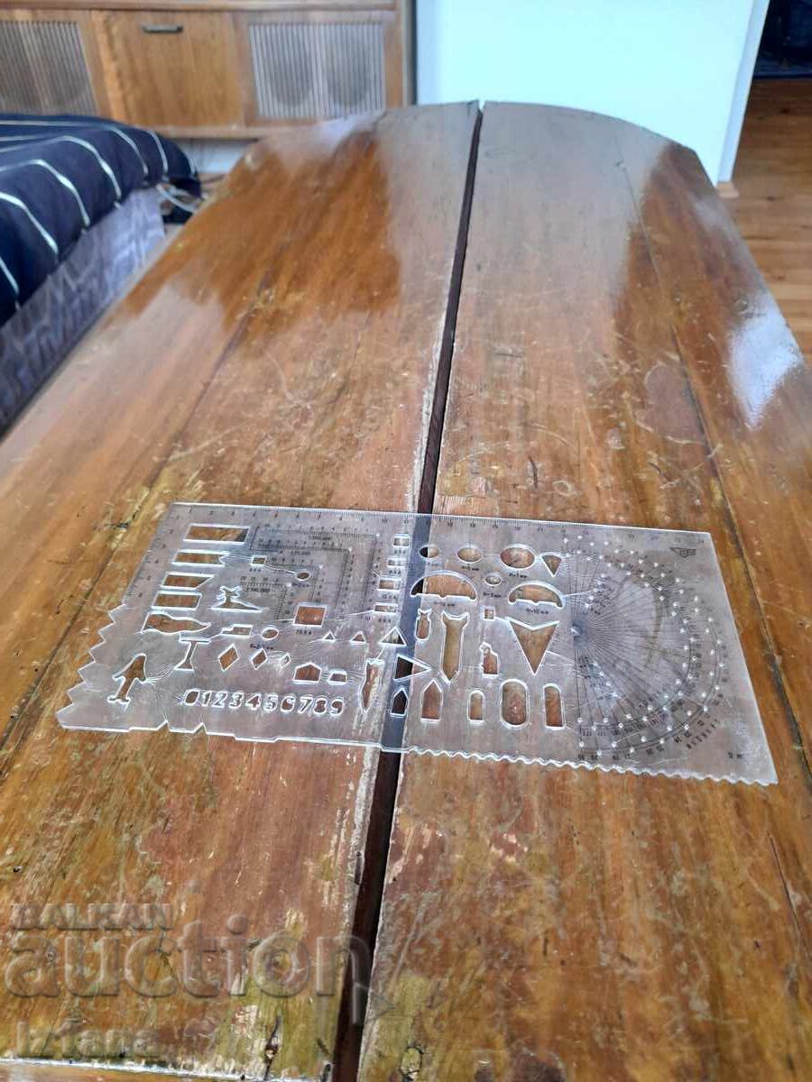 Old officer, commander line Old officer, commander line