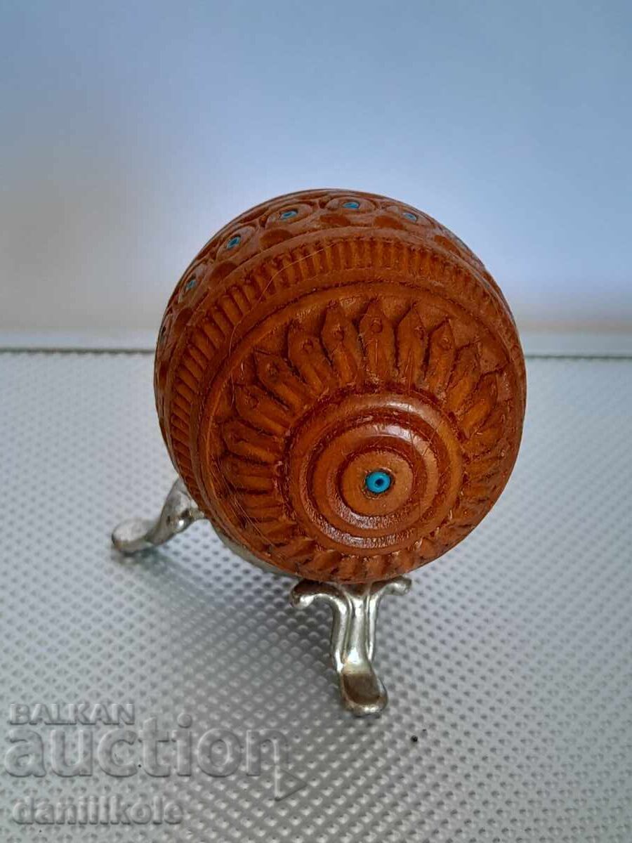 Auction *$*Y*$* VINTAGE WOODEN EGG HANDMADE FABERGE TYPE*$*Y*$* Auction *$*Y*$* VINTAGE WOODEN EGG HANDMADE FABERGE TYPE*$*Y*$*