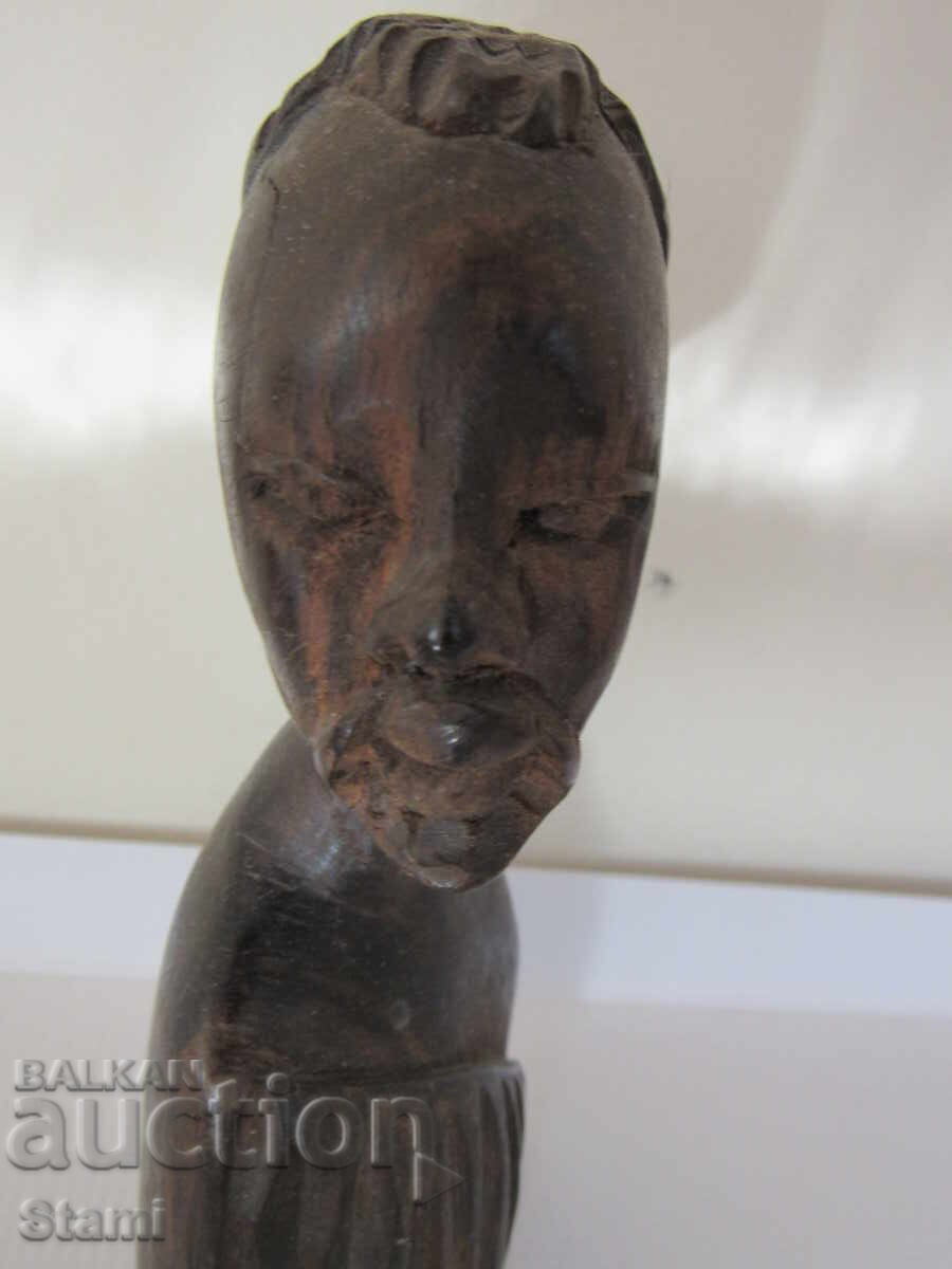 Delivery of Head of a man-figure made of ebony from Ghana, Africa Delivery of Head of a man-figure made of ebony from Ghana, Africa