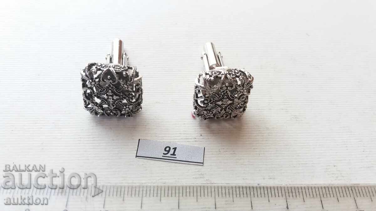 Auction MEN'S SHIRT CUFFLINKS Auction MEN'S SHIRT CUFFLINKS