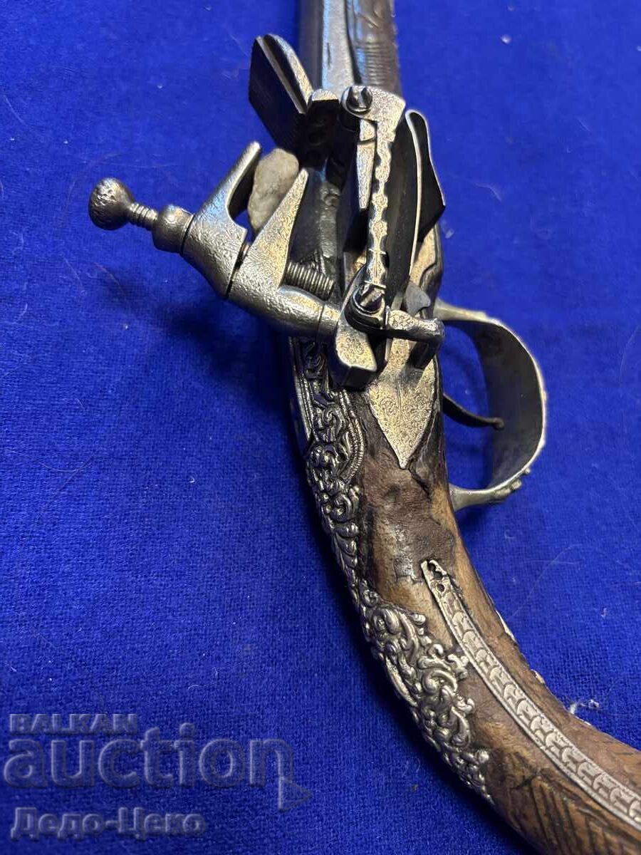 Livrarea Pistol cu cremene secolul 18 argintat