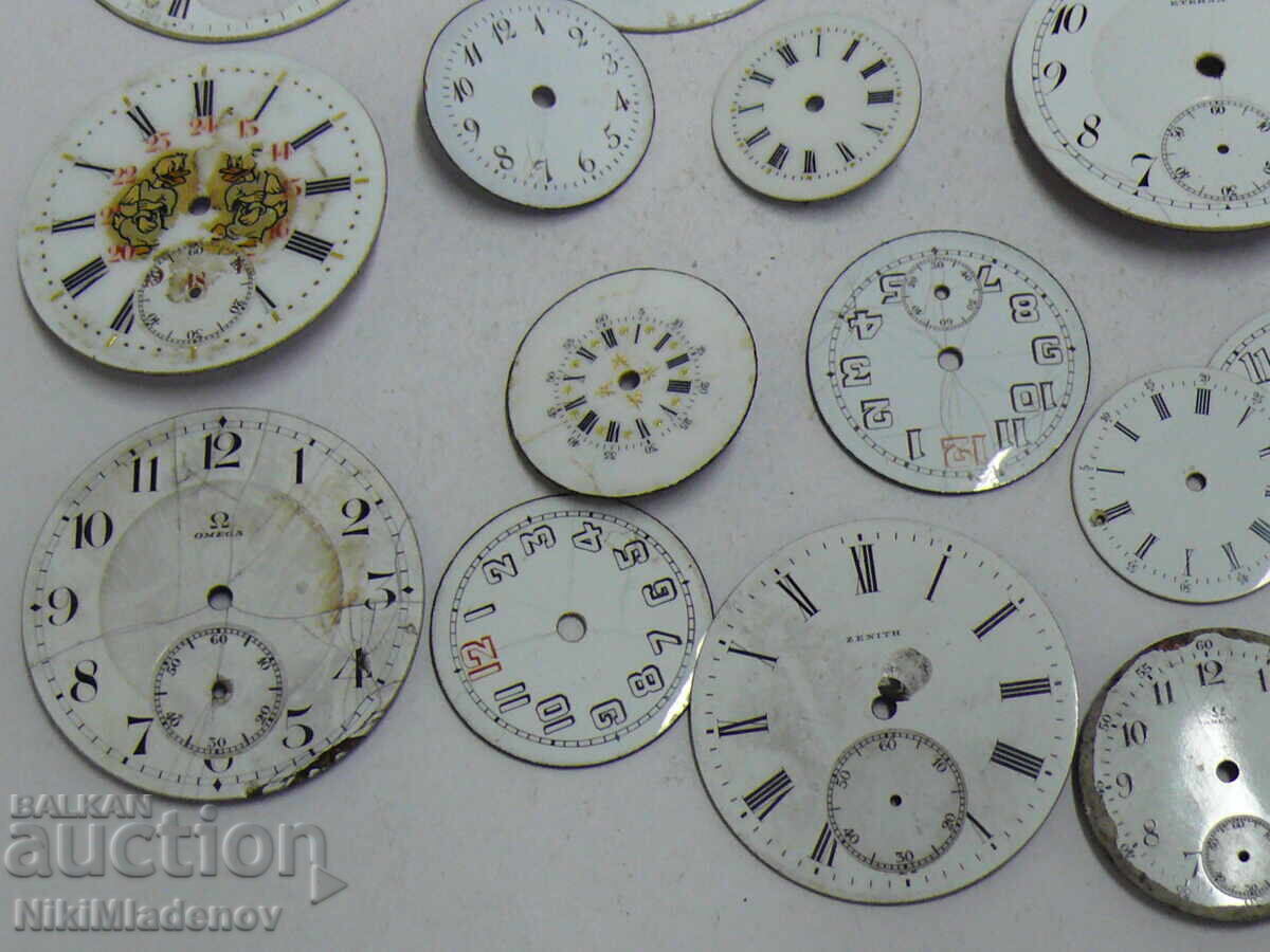 Auction Lot of porcelain watch dials for pocket watches Auction Lot of porcelain watch dials for pocket watches