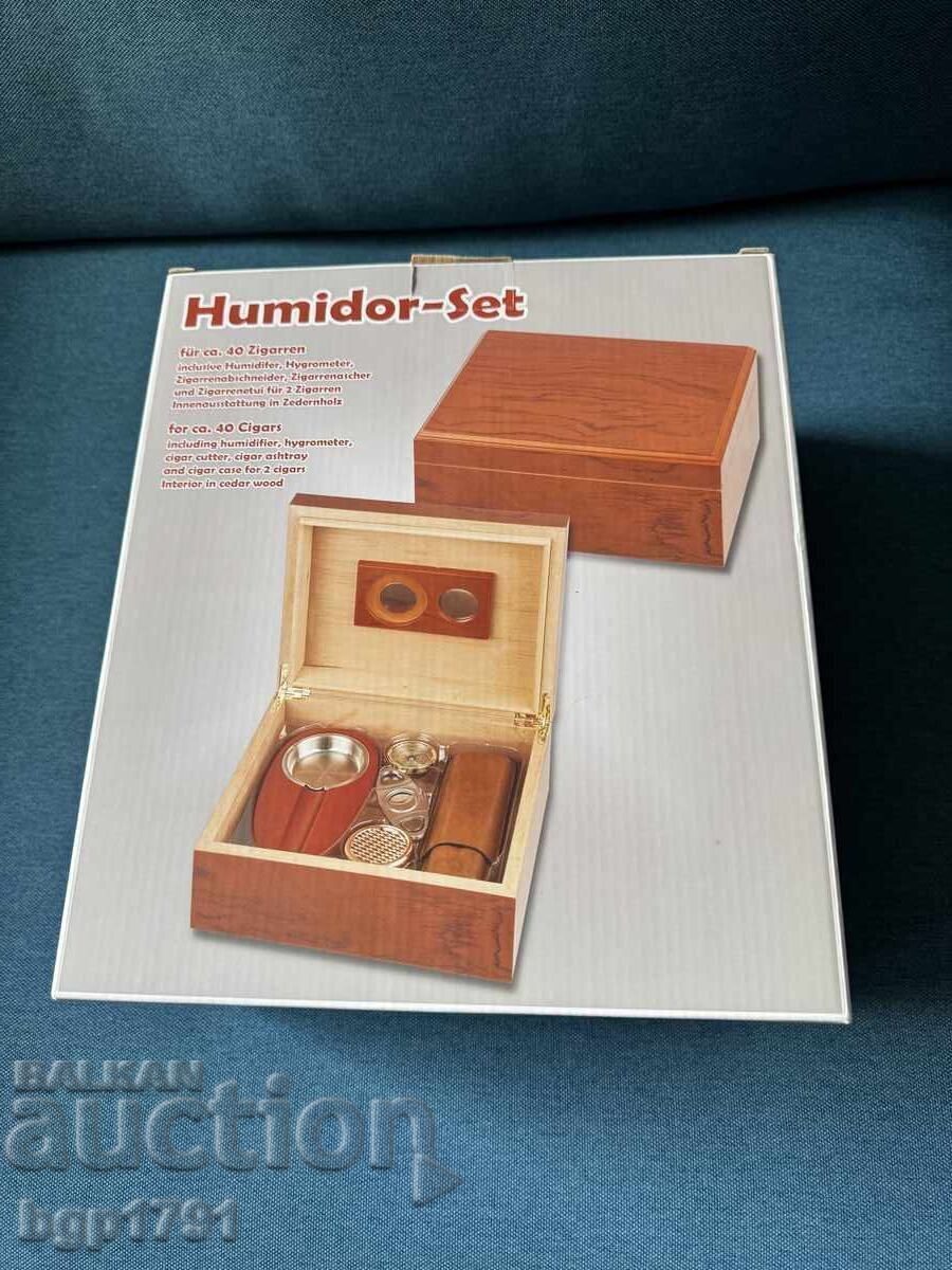 Luxury cigar box, humidor, new