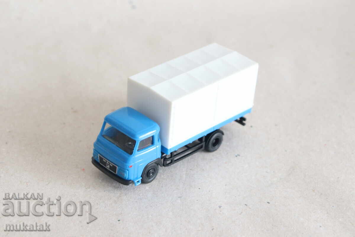 IGRA ??? 1:87 H0 MAN AVIA TRUCK TOY MODEL - 7