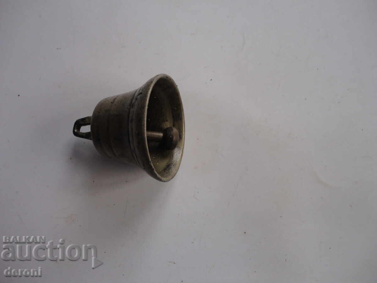 Old bronze bell chime with price 25.00 BGN | € 12.78 Old bronze bell chime with price 25.00 BGN | € 12.78