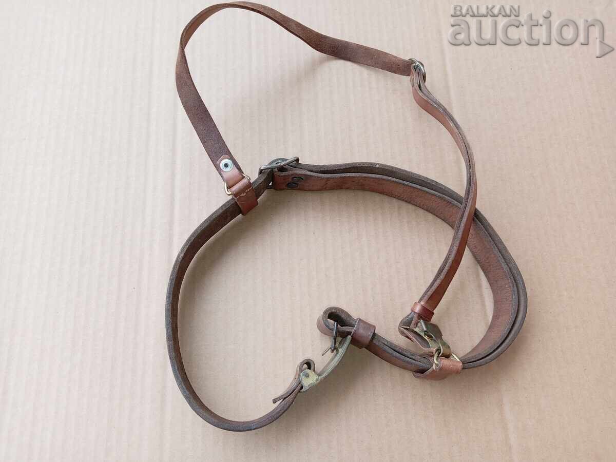 Livrarea Centură veche PPZ cu stea în cinci colțuri, anii '50, curea pentru pantaloni Livrarea Centură veche PPZ cu stea în cinci colțuri, anii '50, curea pentru pantaloni