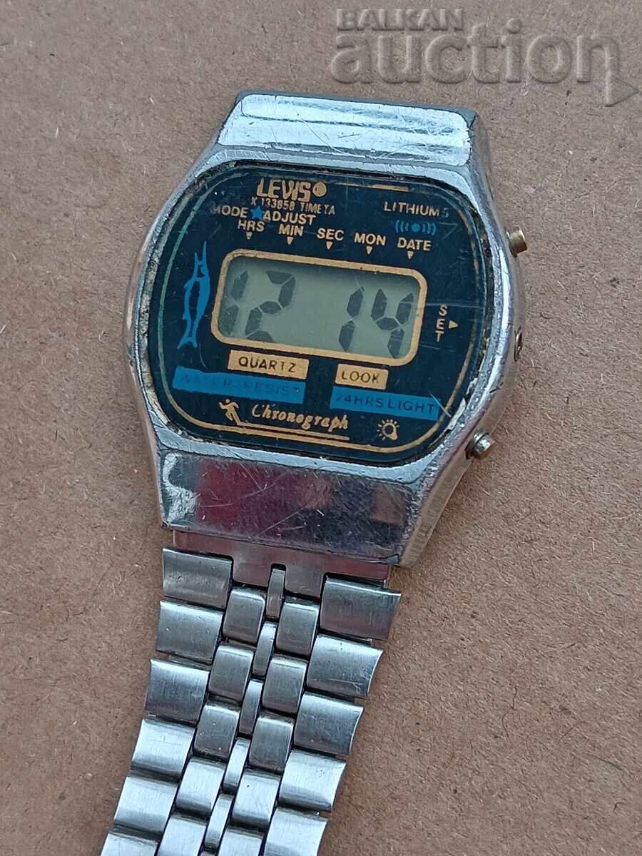 Retro vintage watch LEVIS with price 21.00 BGN | € 10.74