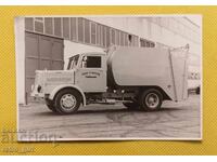 For sale: old photo, truck