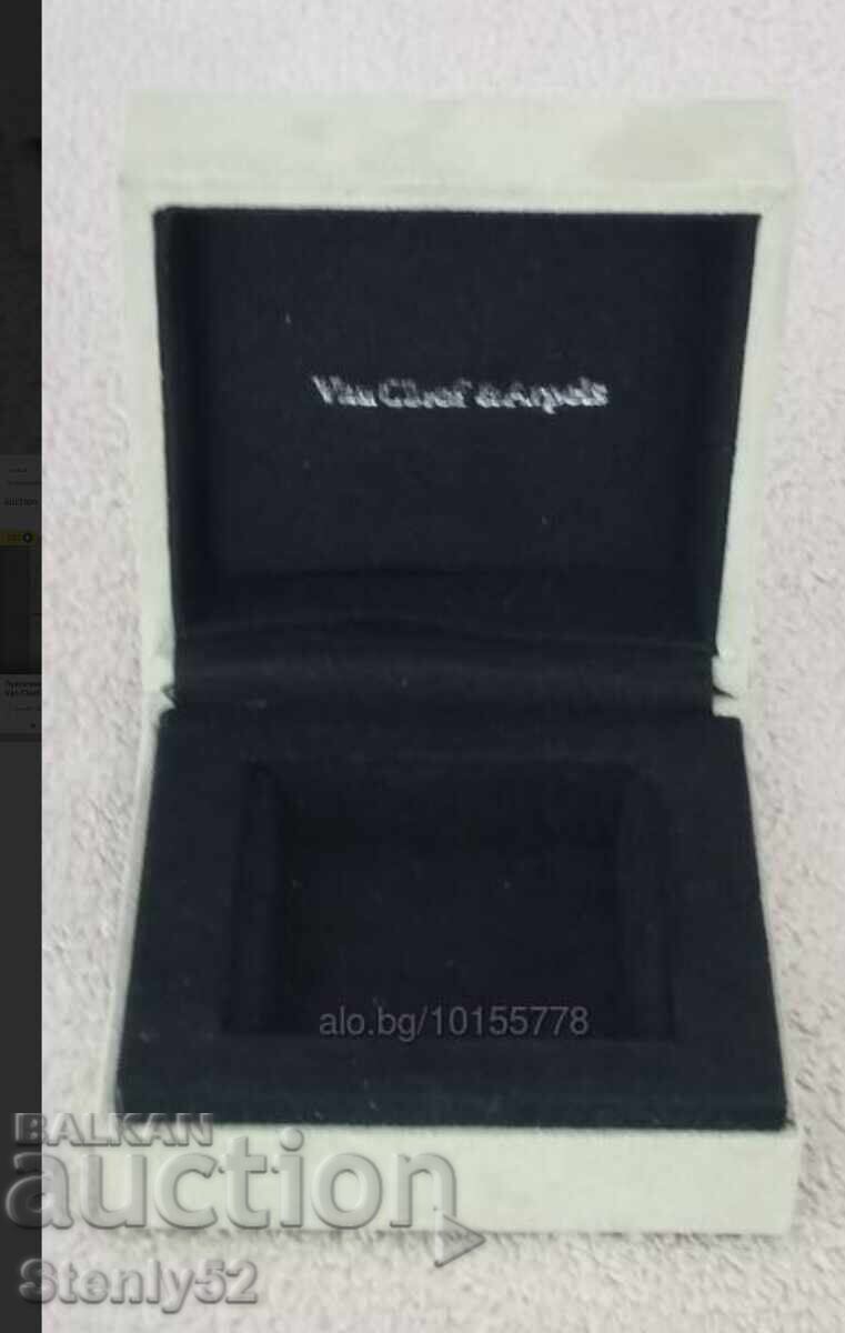 Luxury Van Cleef & Arpels Jewelry Box - 5