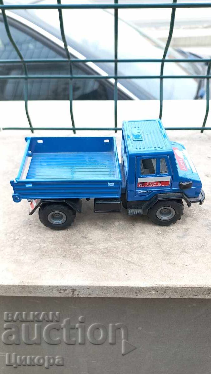 METAL TRUCK TOY MERCEDES WELLY - 5