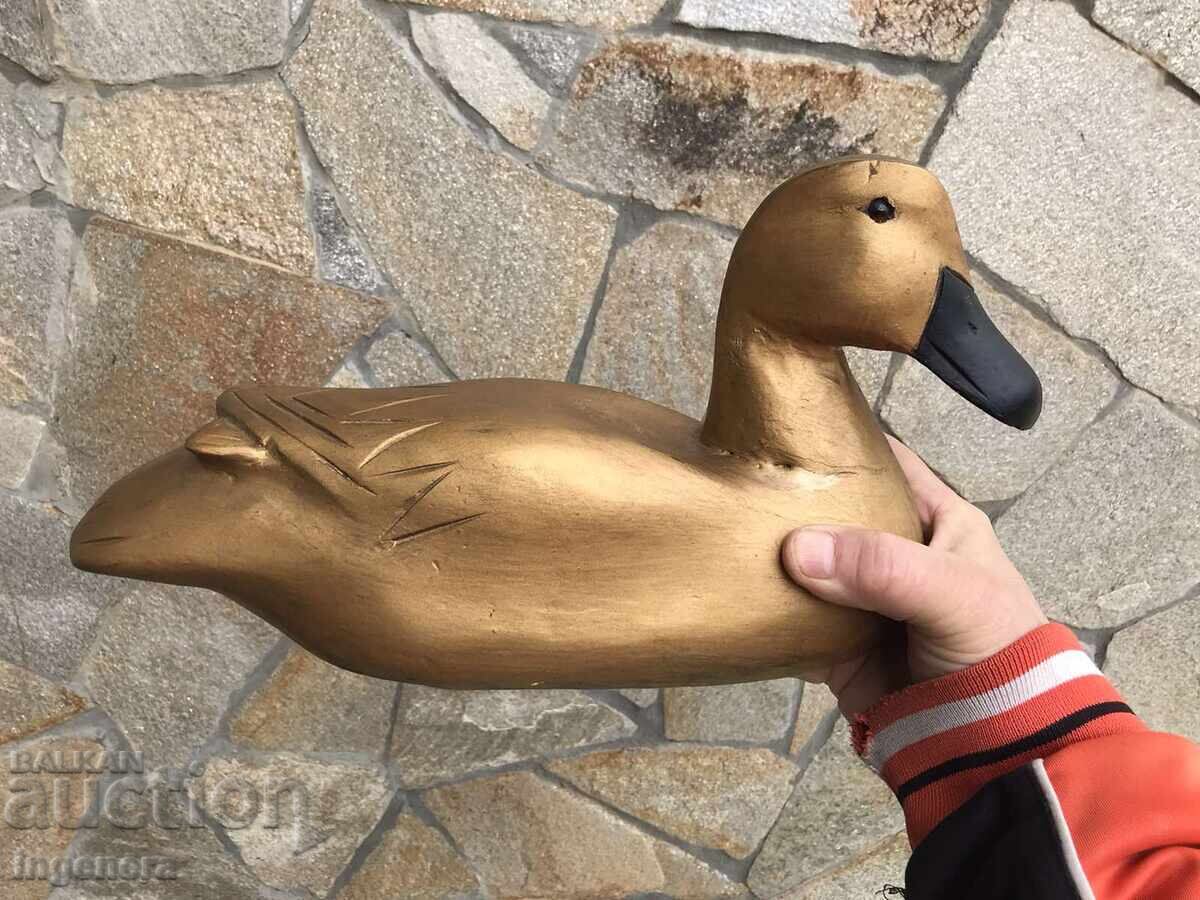 Delivery of Wooden Duck Figure Delivery of Wooden Duck Figure