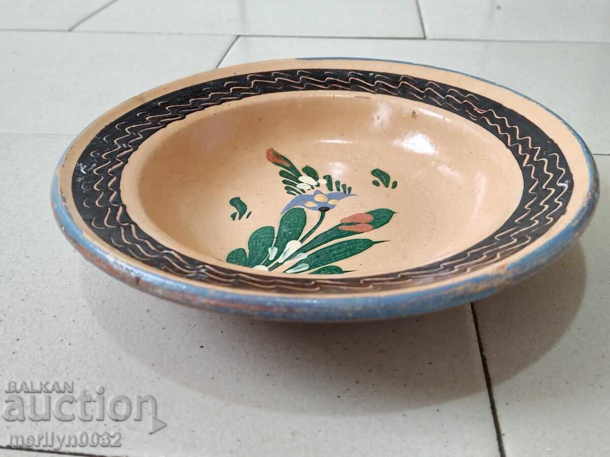 Auction Old clay pot, pottery, plate Auction Old clay pot, pottery, plate