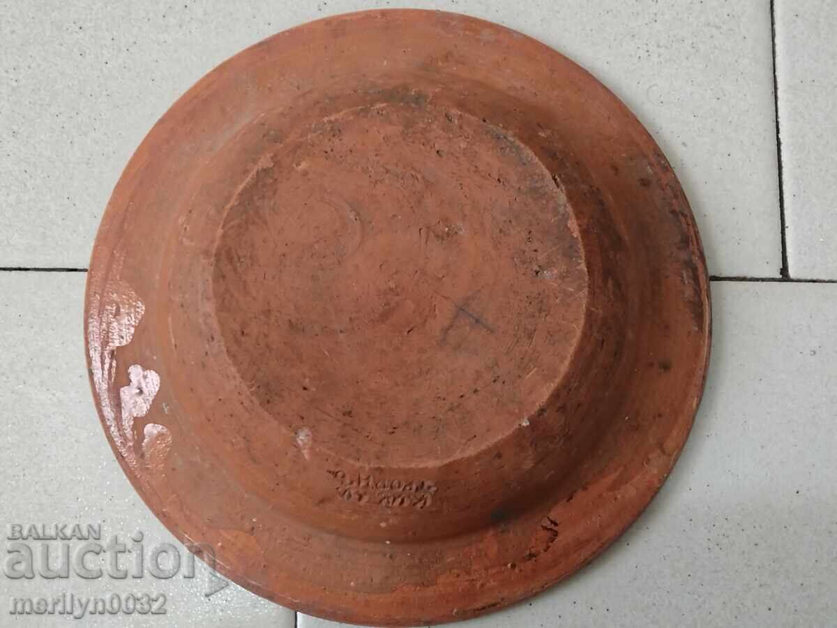 Old clay pot, pottery, plate - 6 Old clay pot, pottery, plate - 6
