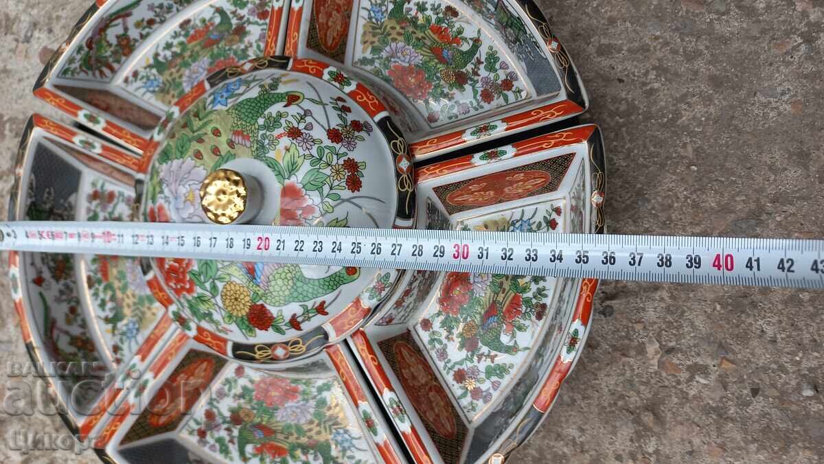 Аукцион КИТАЙСКИ ПОРЦЕЛАНОВ СЕРВИЗ ЗА ХРАНЕНЕ
