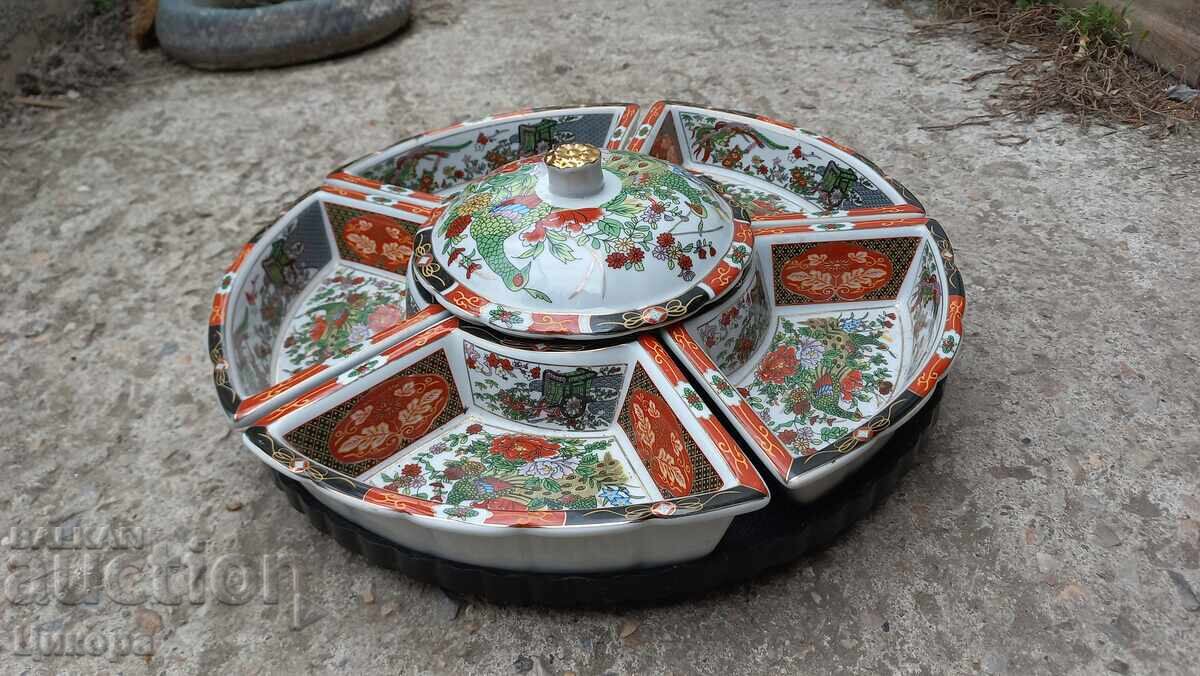 КИТАЙСКИ ПОРЦЕЛАНОВ СЕРВИЗ ЗА ХРАНЕНЕ