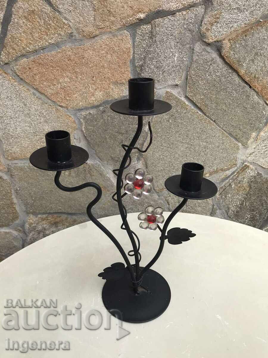 Livrarea SFEȘNIC DIN FIER FORJAT METAL TREI LOCAȘURI