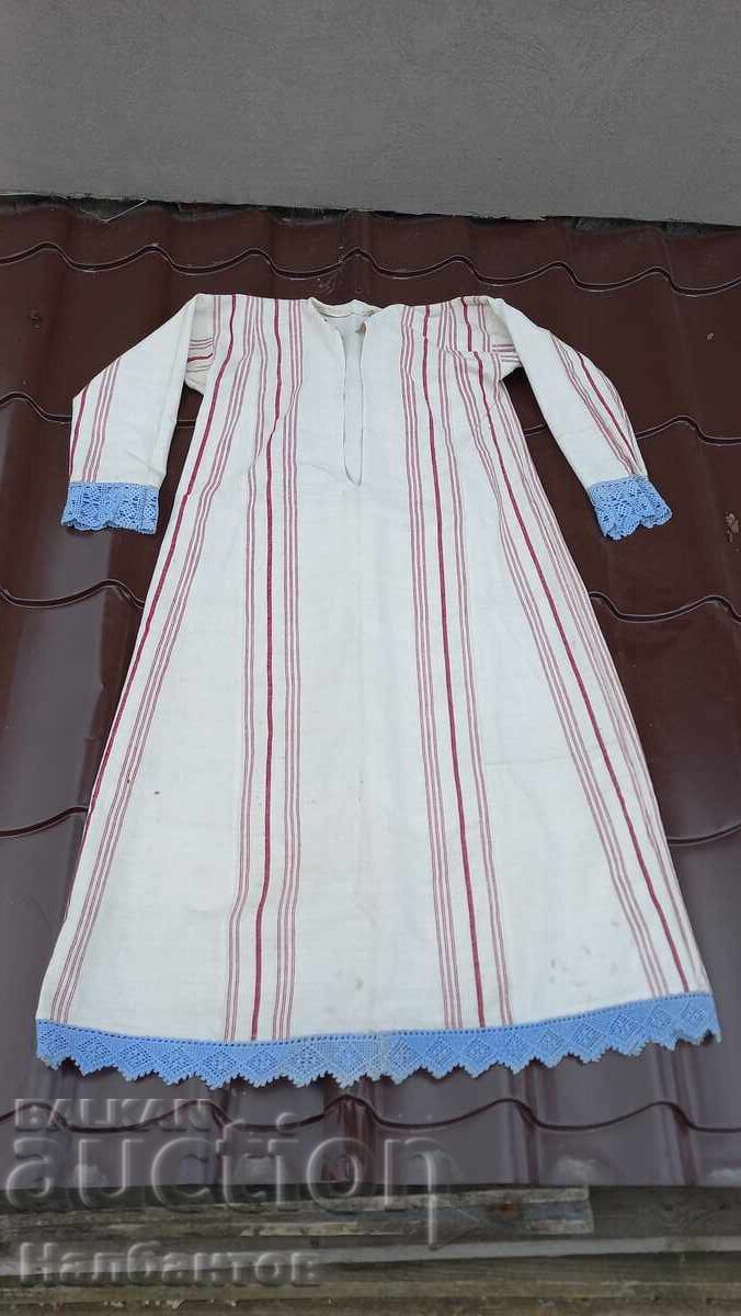 СТАРА ЖЕНСКА РИЗА НОСИЯ