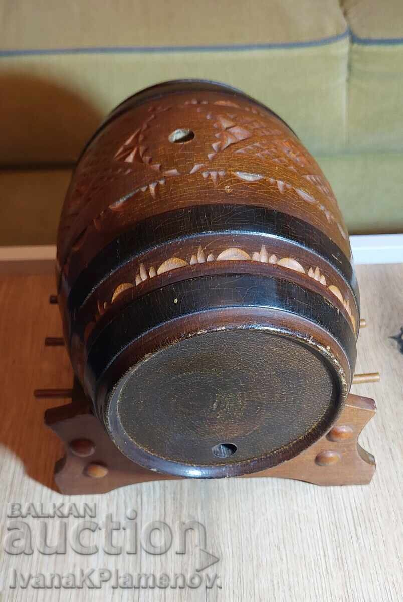 Butoiaș pentru cunoscători - 6 Butoiaș pentru cunoscători - 6