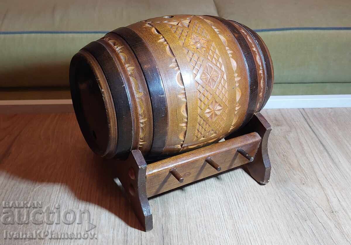 Butoiaș pentru cunoscători Butoiaș pentru cunoscători