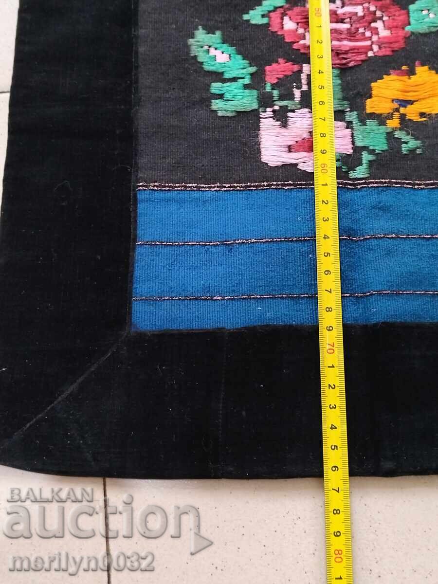 Delivery of Old apron tinsel embroidery, costume, cloth Delivery of Old apron tinsel embroidery, costume, cloth