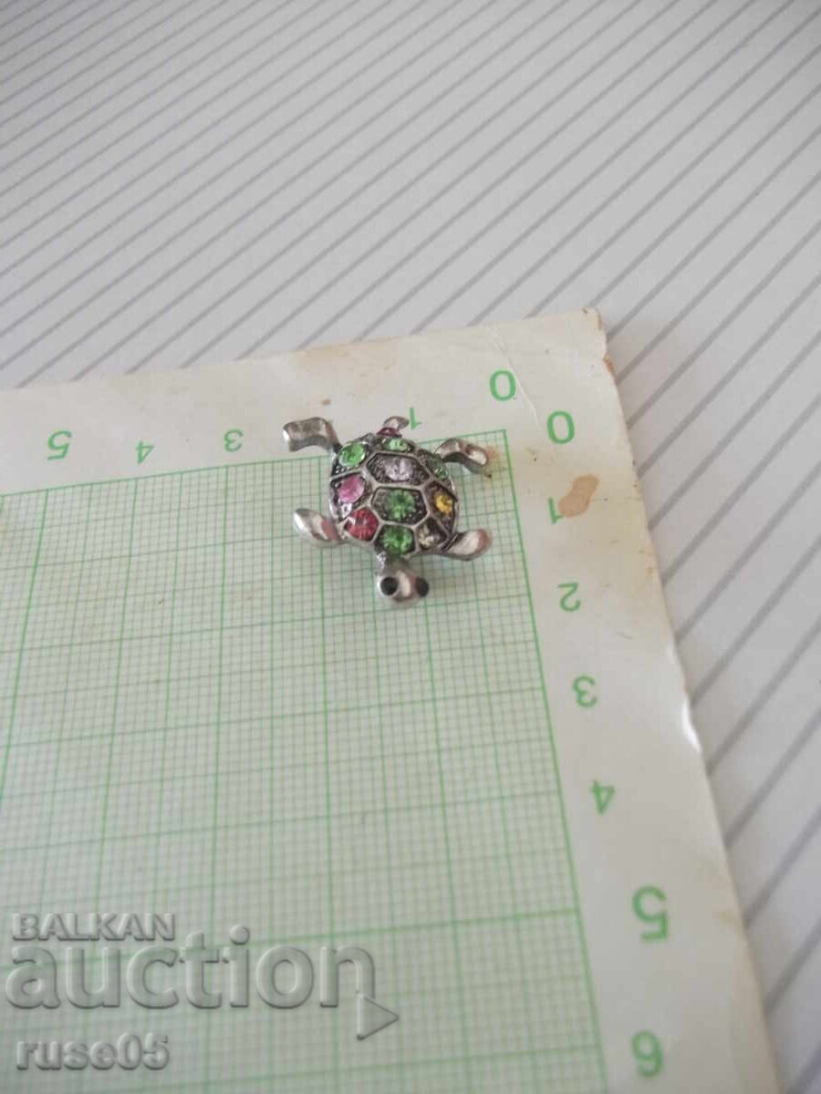 Παράδοση Καρφίτσα "Χελώνα" με πέτρες