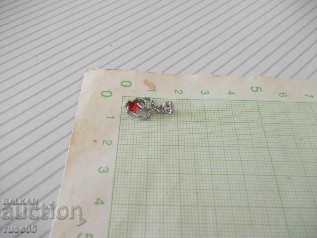 Доставка на Висулка с червен камък