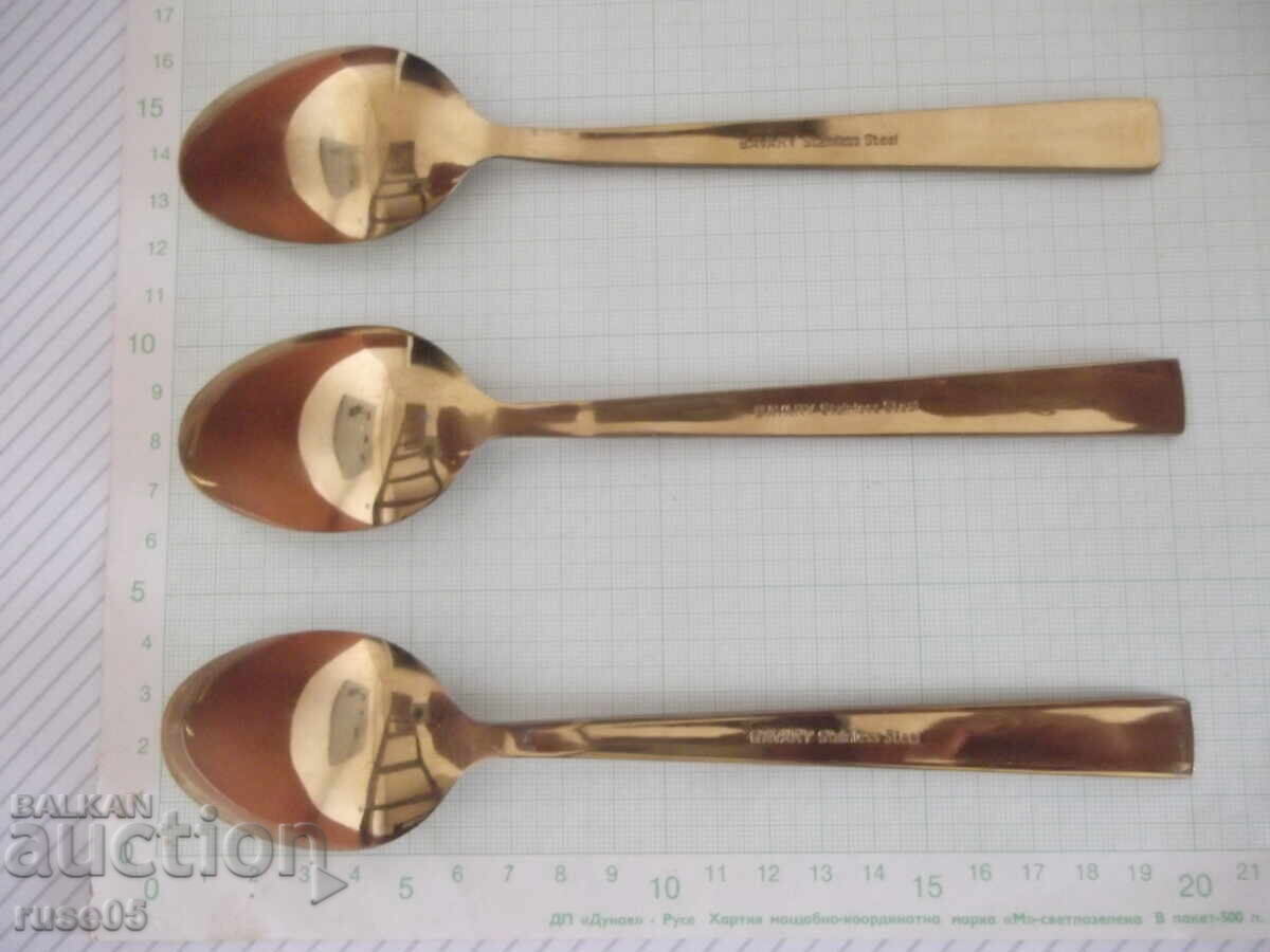 Livrarea Lot de 3 linguri Livrarea Lot de 3 linguri