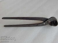 Foarte vechi clești, scule pentru țevi 13