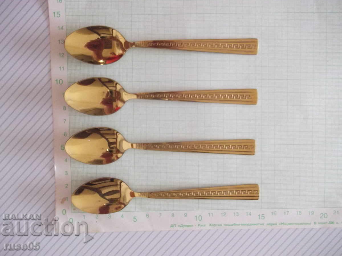 Lot of 4 spoons