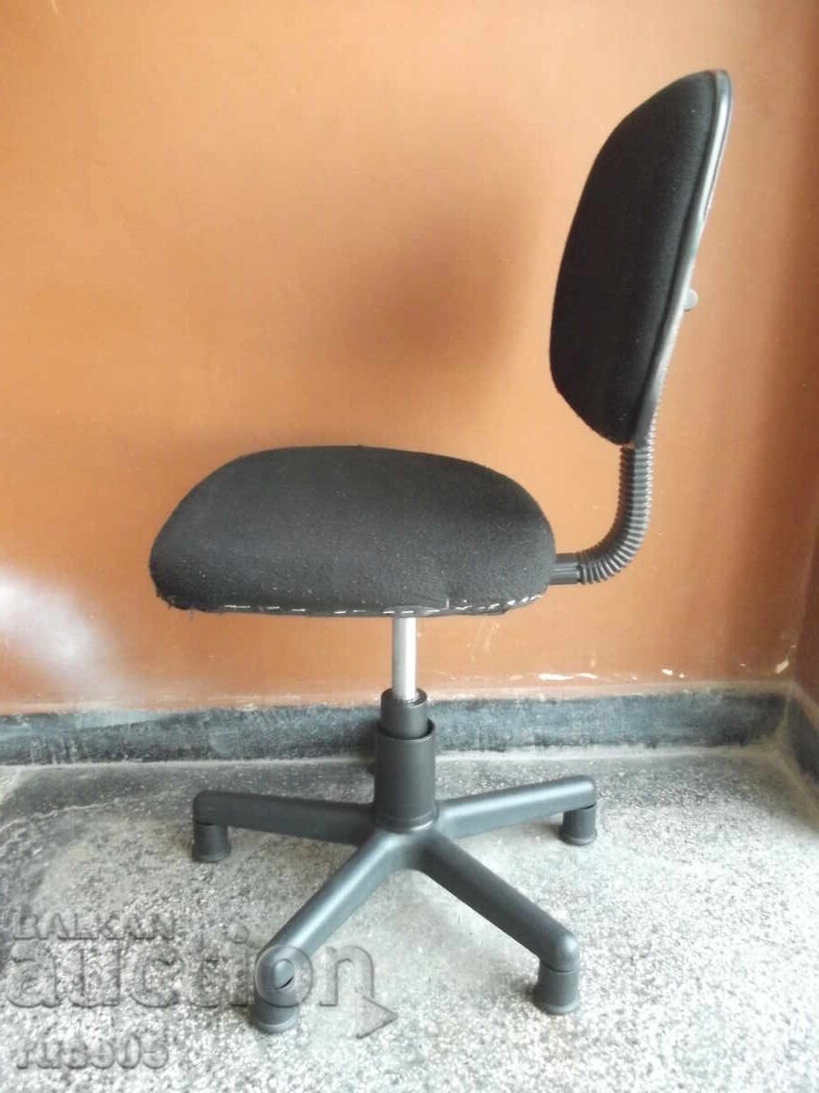 Delivery of Office chair - 8