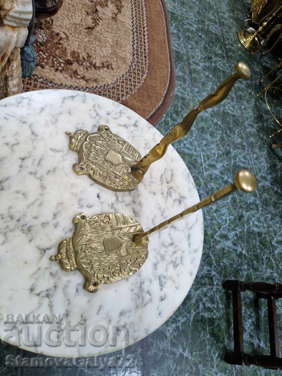 Pair of lovely antique English bronze wall hooks - 6