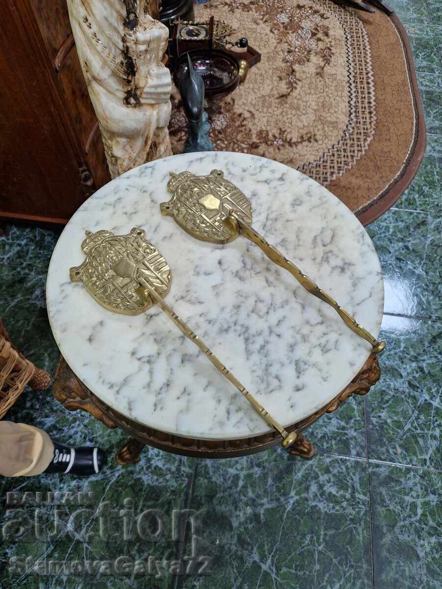 Pereche superbă de cârlige de perete din bronz englezești, antice