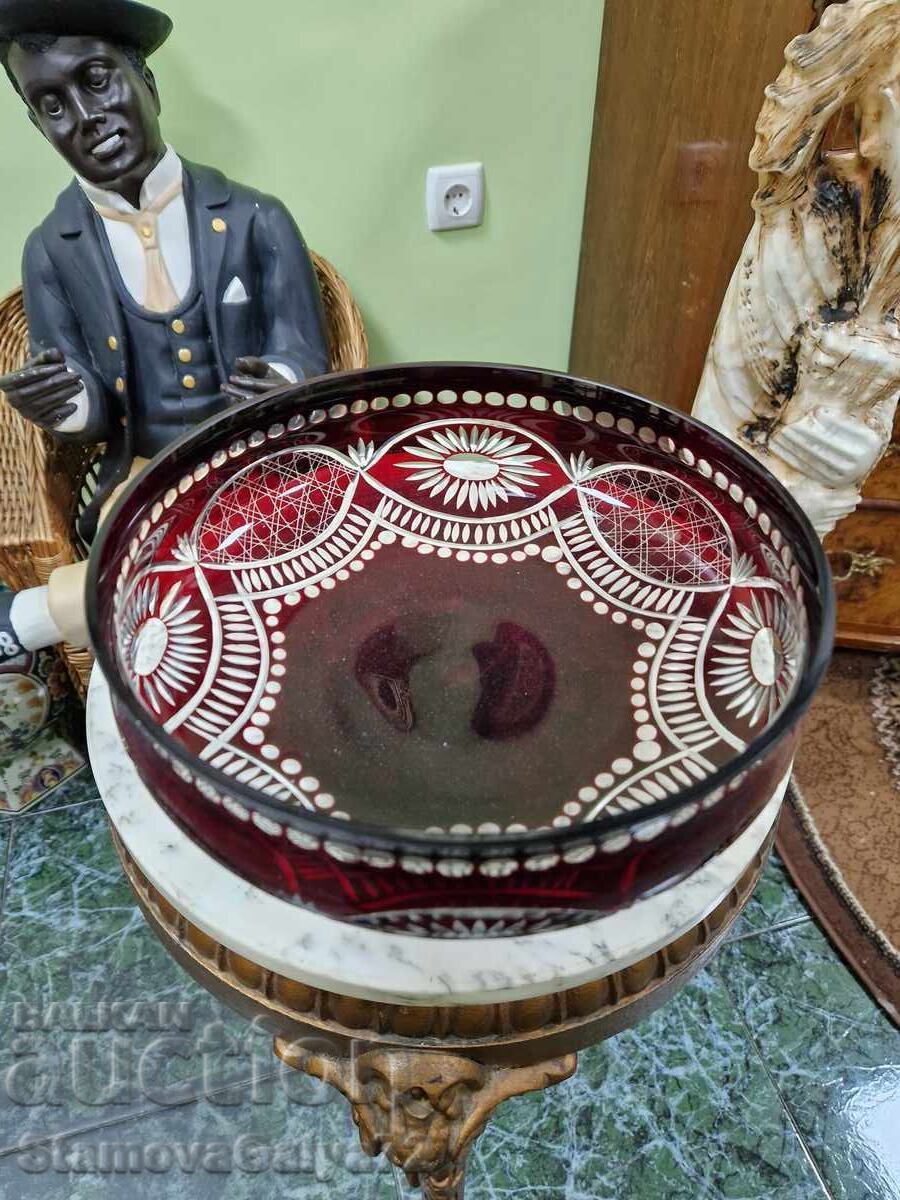 Delivery of Unique large antique crystal fruit bowl Delivery of Unique large antique crystal fruit bowl