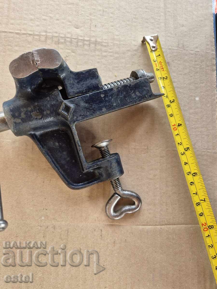 Delivery of Bench vise - W. Germany Delivery of Bench vise - W. Germany