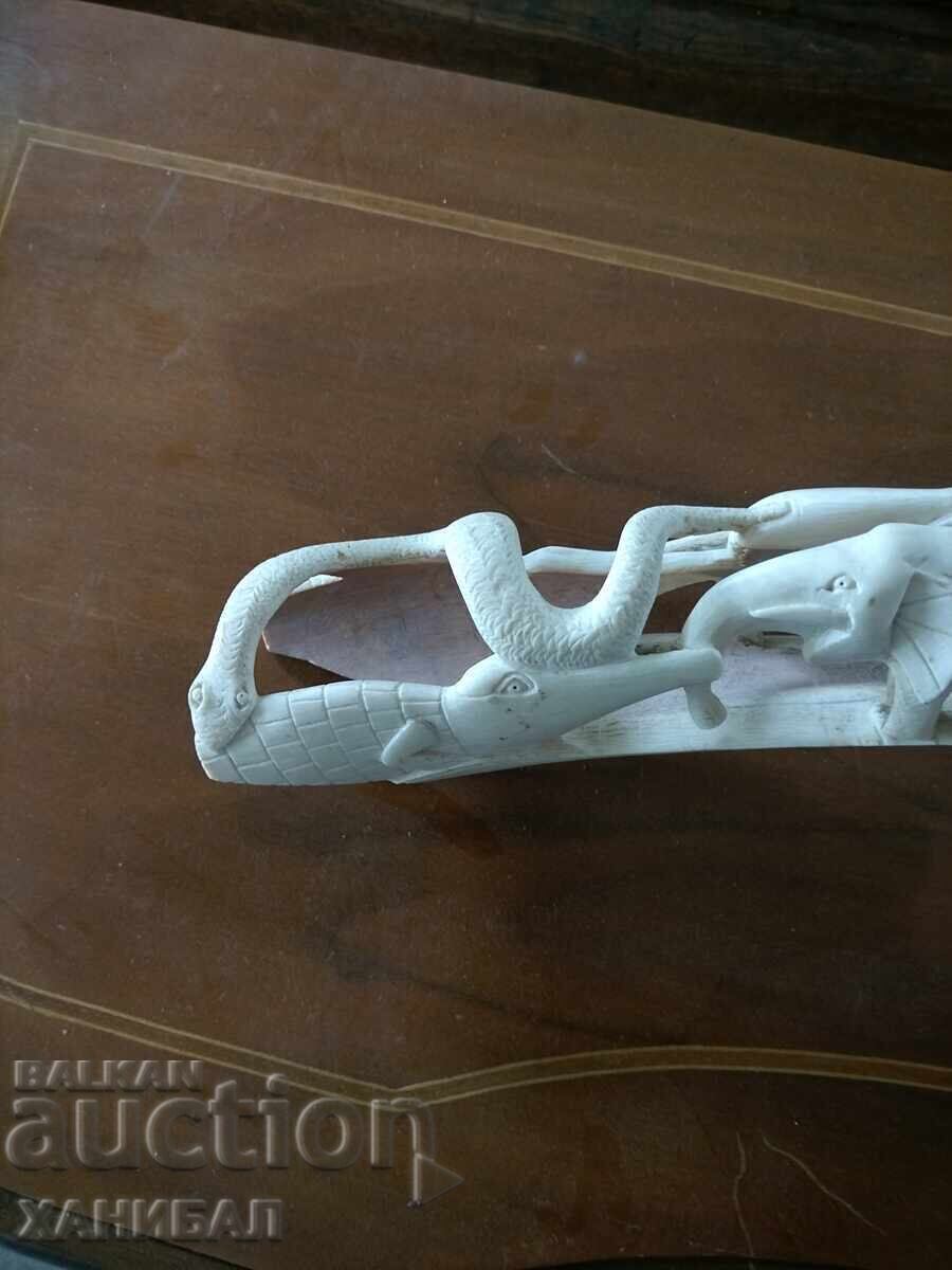 Licitație FIGURĂ DIN FILDEȘ DOUĂ RÂNDURI DE ELEFANȚI Licitație FIGURĂ DIN FILDEȘ DOUĂ RÂNDURI DE ELEFANȚI