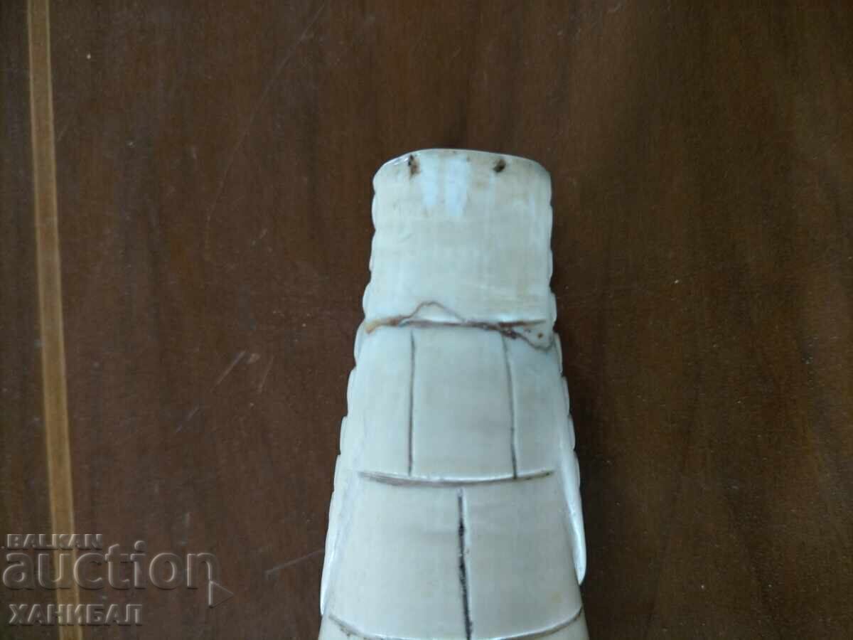 CROCODILE FIGURE FROM IVORY with price 159.00 BGN | € 81.30