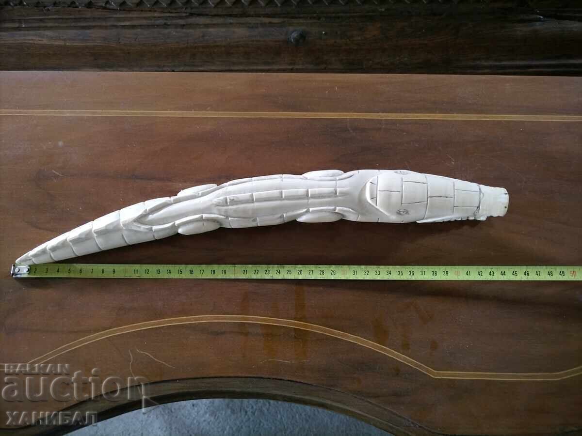 Auction  CROCODILE FIGURE FROM IVORY