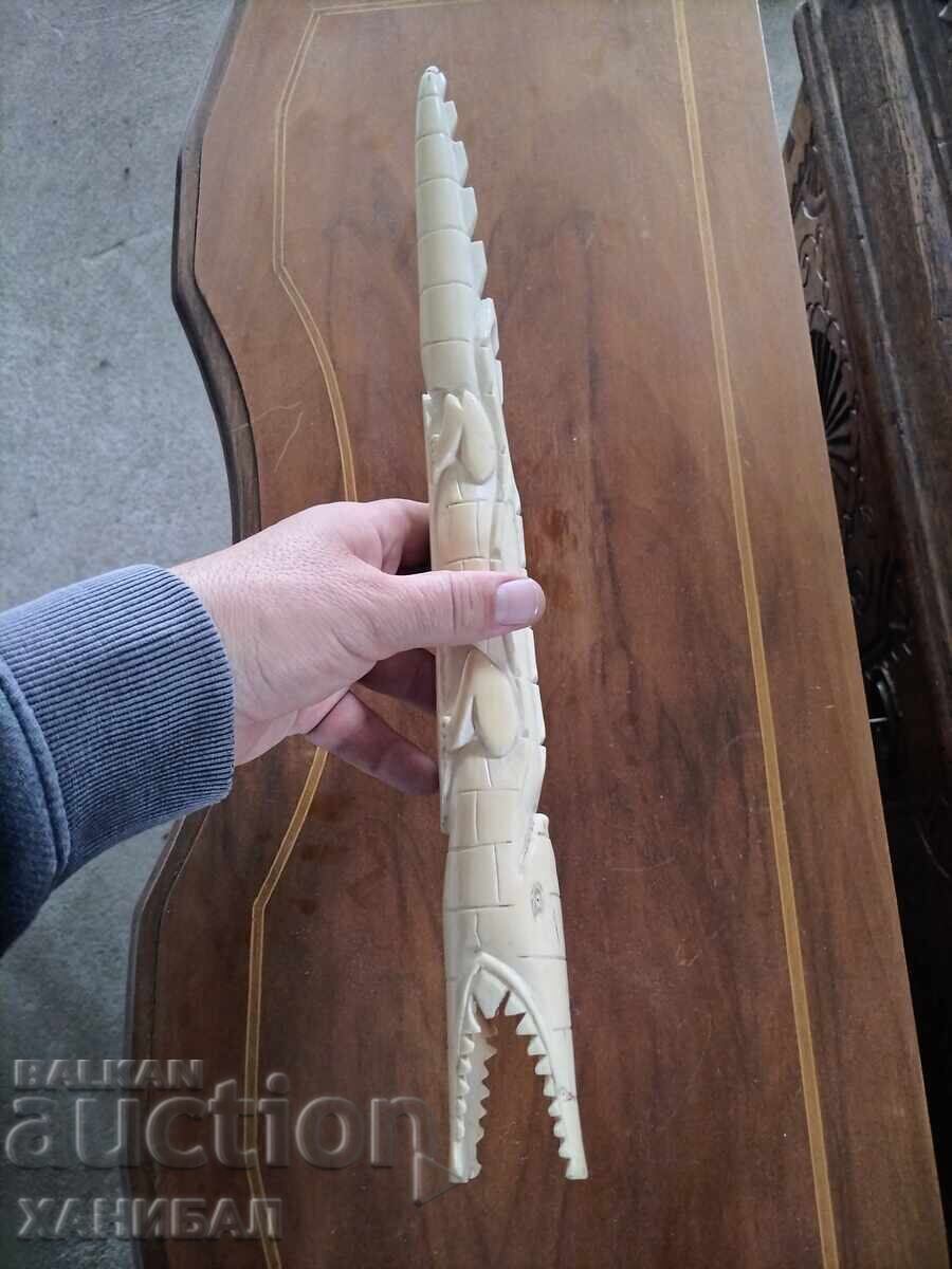 CROCODILE FIGURE FROM IVORY - 5