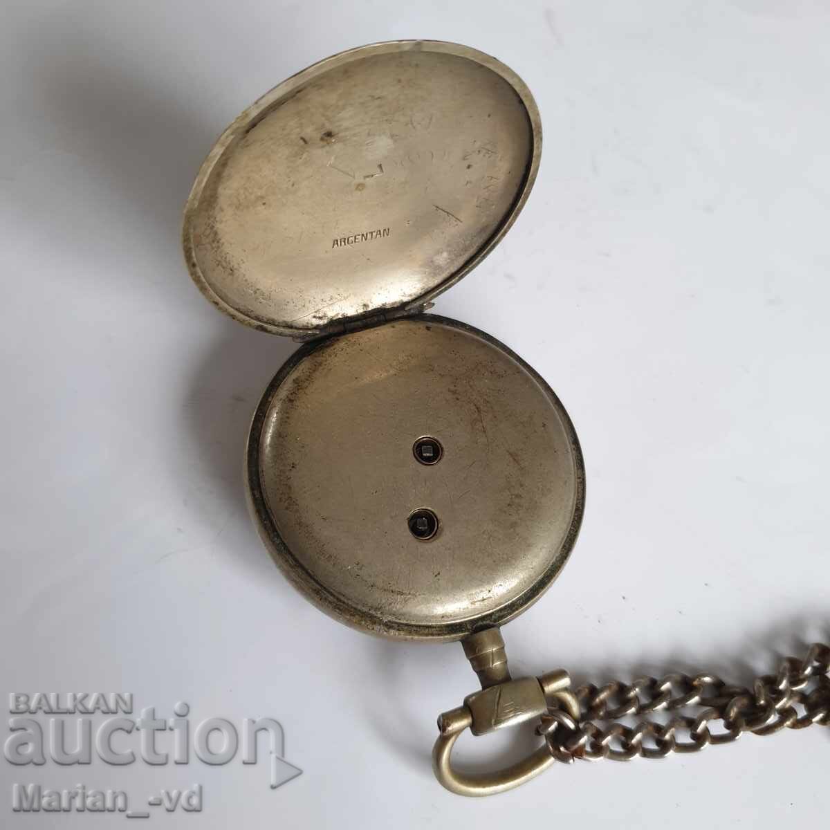 Delivery of Old pocket watch with key Delivery of Old pocket watch with key