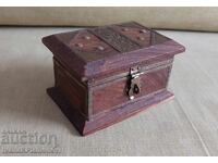 Cutie din lemn, feronerie din alamă masivă, pentru colecționari