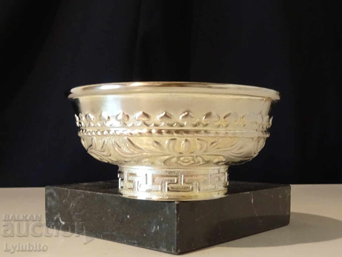 Посребрена медна купичка за ядки,маркирана