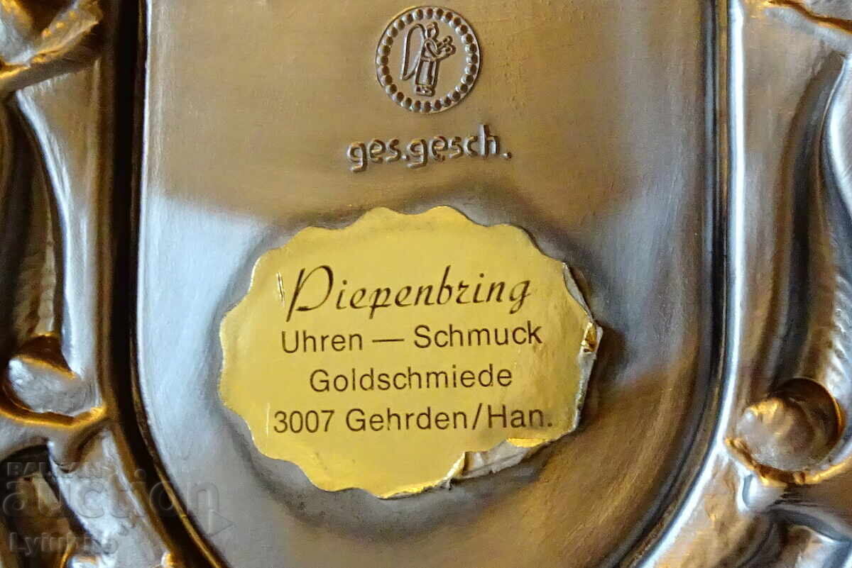 Auction Kalayan plate with eagle, crown, scepter, 700 gr Auction Kalayan plate with eagle, crown, scepter, 700 gr